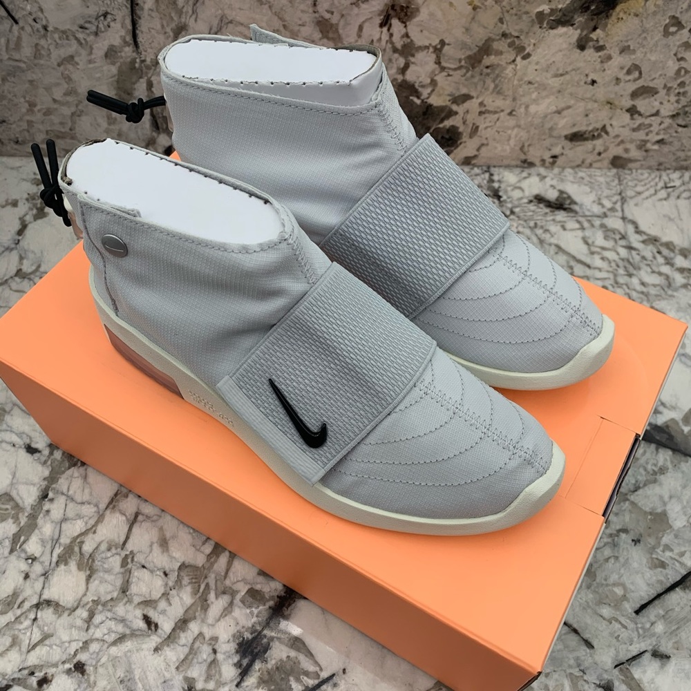Nike FEAR OF GOD MOC sz 6.5 Pure Platinum